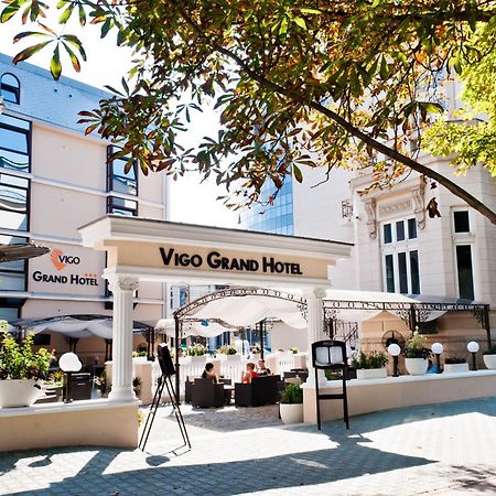 Vigo Grand Hotel Ploieşti Buitenkant foto