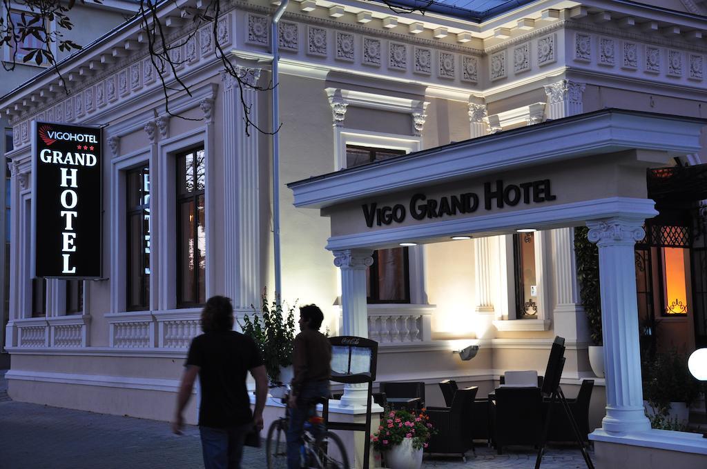 Vigo Grand Hotel Ploieşti Buitenkant foto