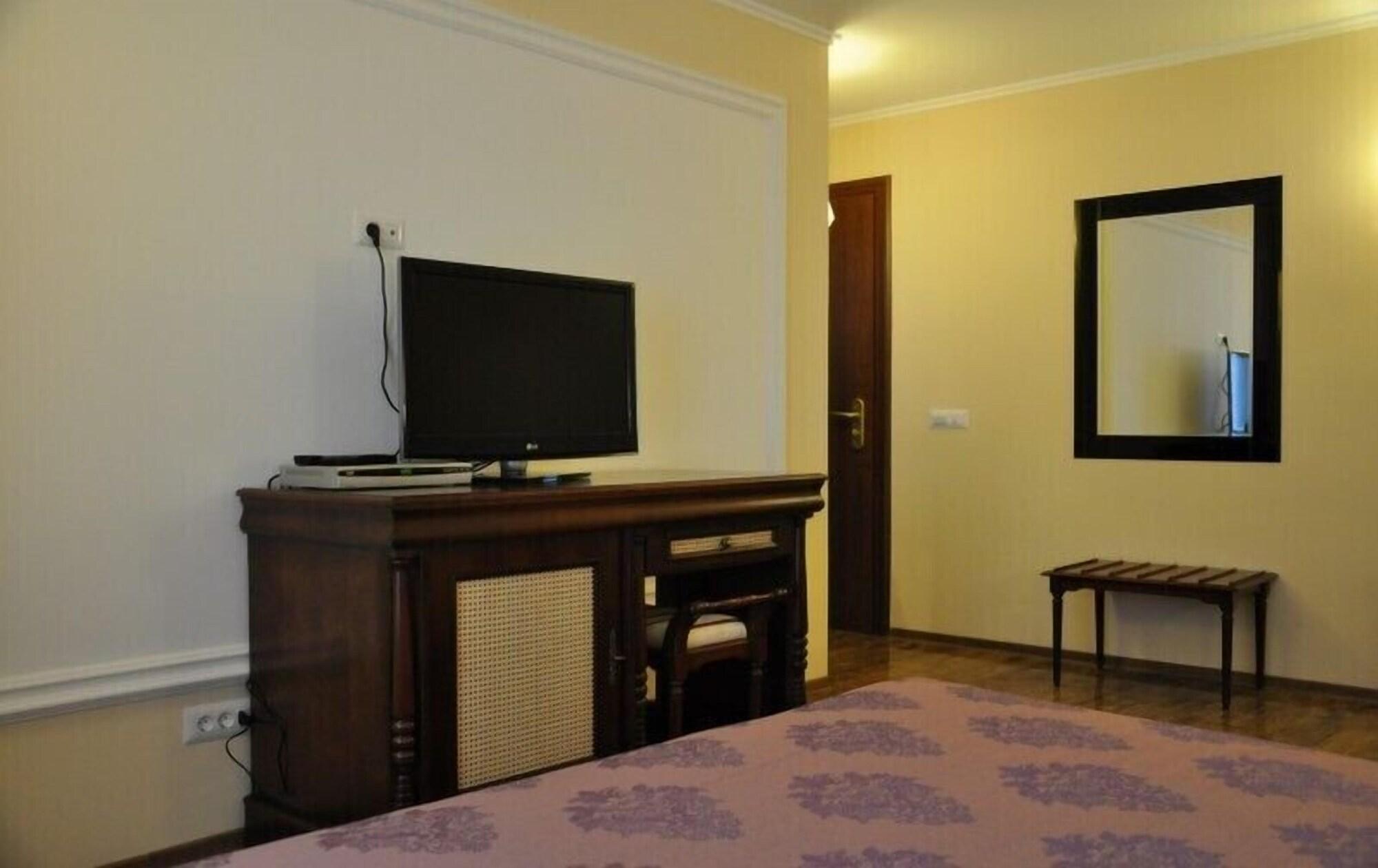 Vigo Grand Hotel Ploieşti Buitenkant foto