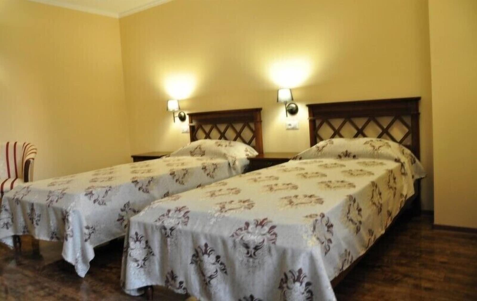 Vigo Grand Hotel Ploieşti Buitenkant foto