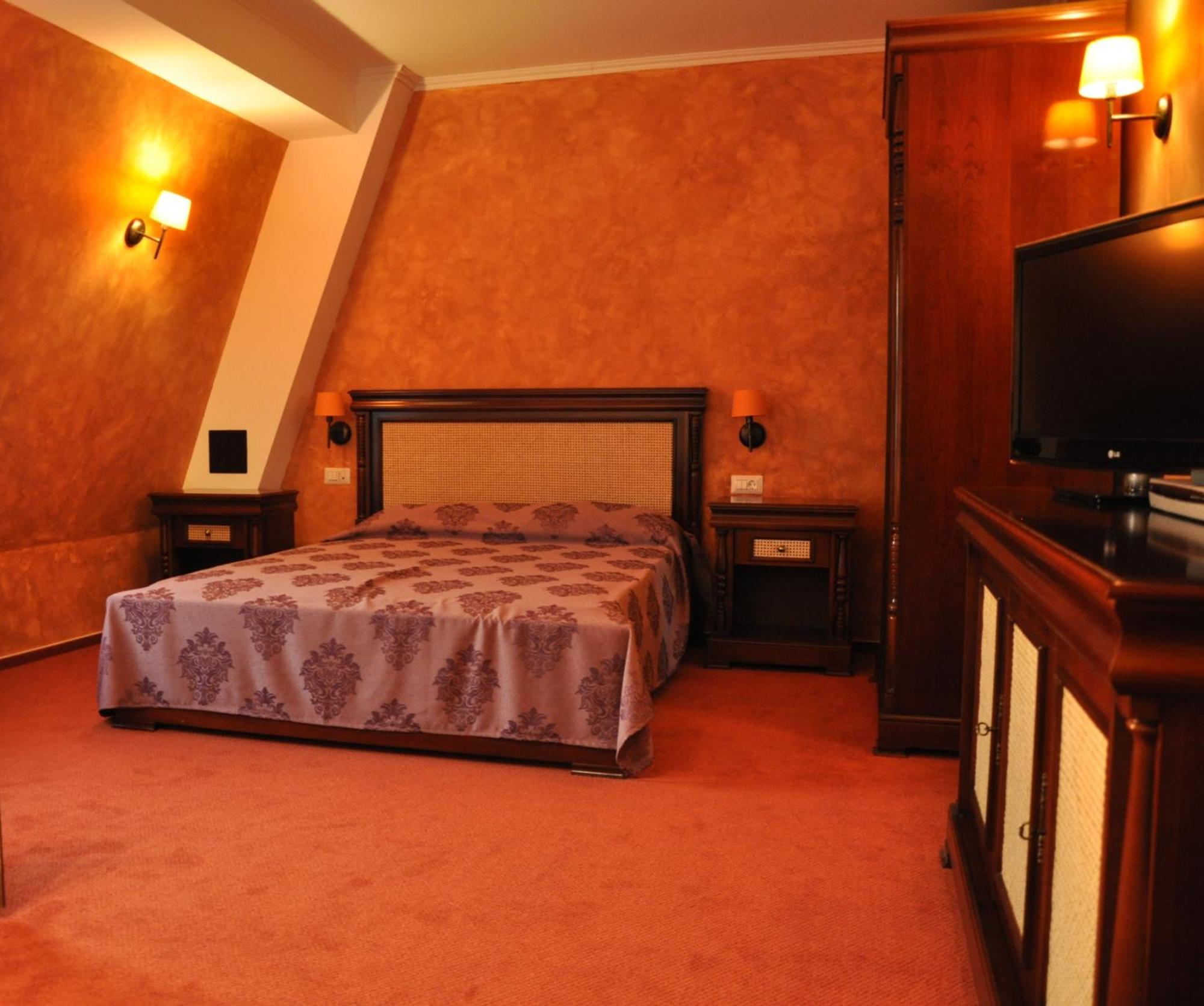 Vigo Grand Hotel Ploieşti Kamer foto