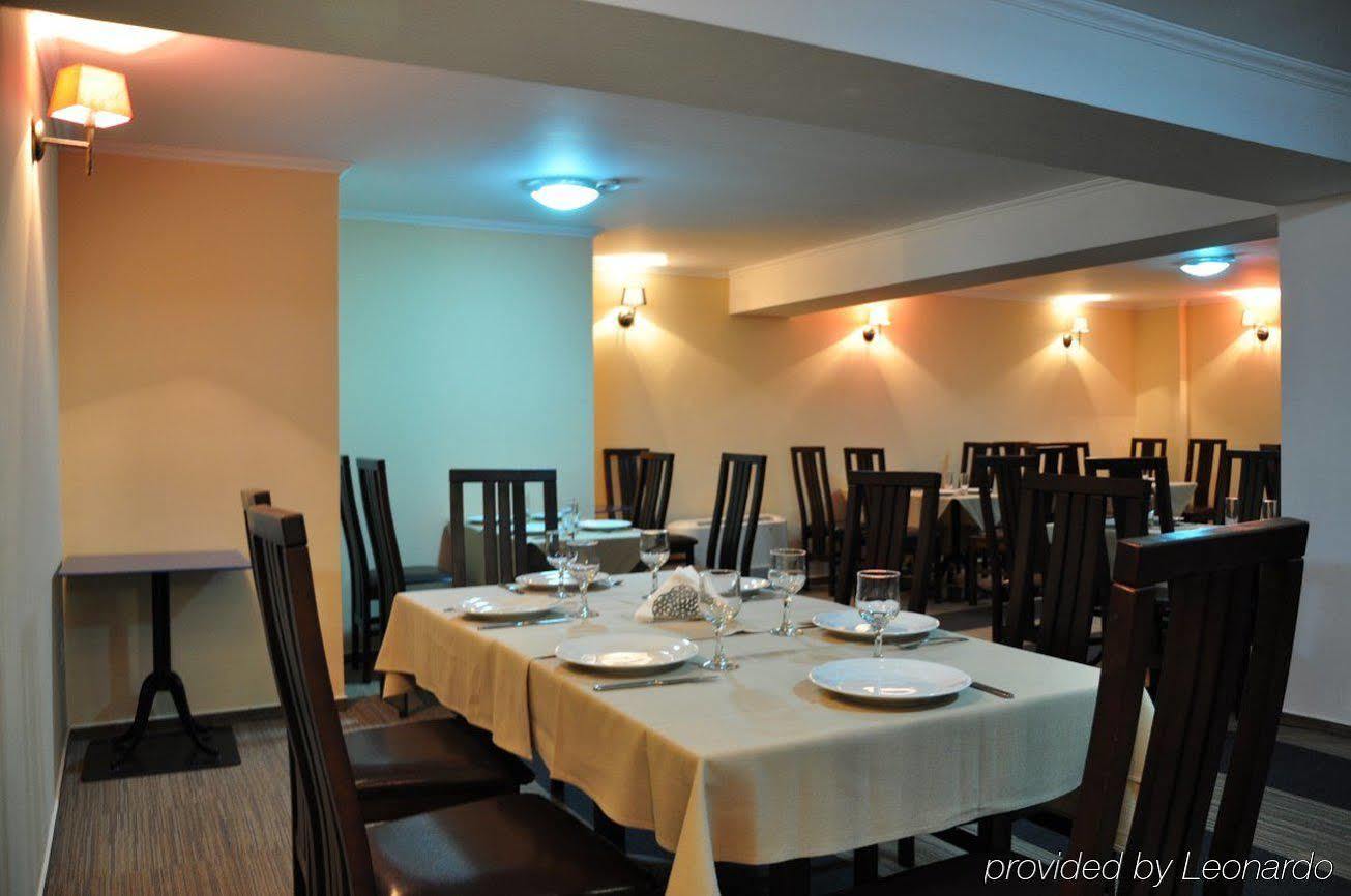 Vigo Grand Hotel Ploieşti Buitenkant foto