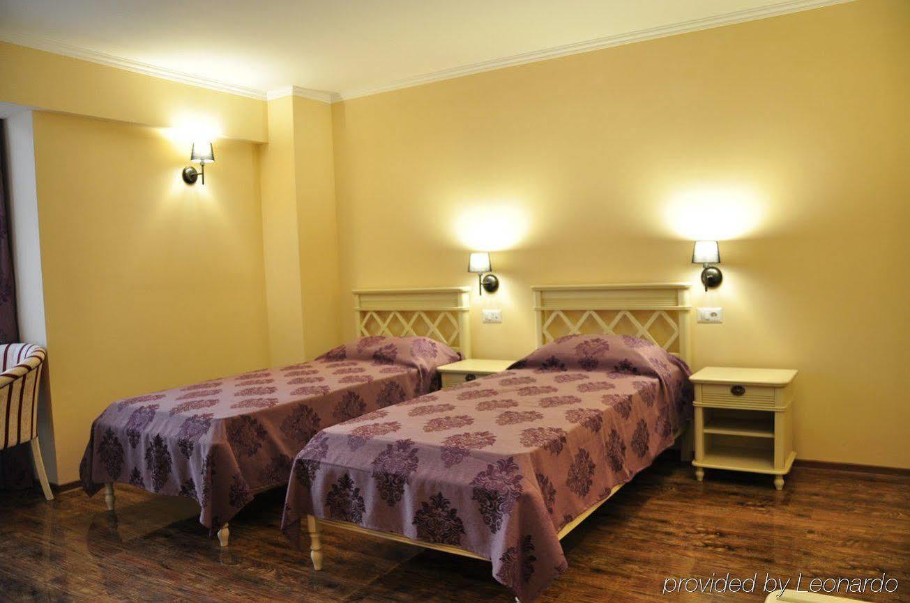 Vigo Grand Hotel Ploieşti Buitenkant foto